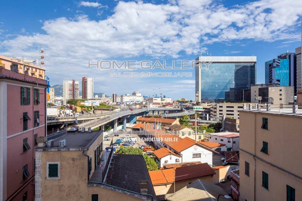 Vista - Bilocale via Antonio Cantore, 8, Genova (zona Sampierdarena) - foto 1