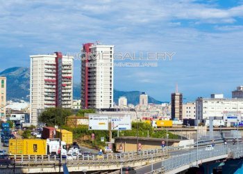 Vista - Bilocale via Antonio Cantore, 8, Genova (zona Sampierdarena) - foto 2
