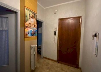 Ingresso - Trilocale via Torino, 75, Carmagnola - foto 2
