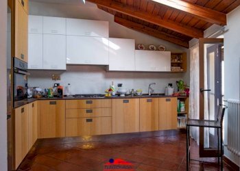 Cucina - Appartamento via Umberto I, 88, Busca - foto 7