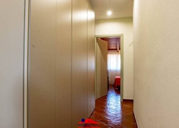 Corridoio - Appartamento via Umberto I, 88, Busca - foto 17