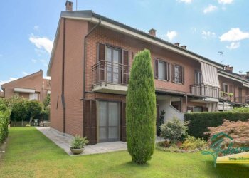 Facciata - Villa via Livorno, La Loggia - foto 1