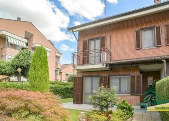 Facciata - Villa via Livorno, La Loggia - foto 2