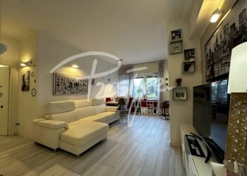 Soggiorno - Trilocale via Dalmazia, La Spezia - foto 5