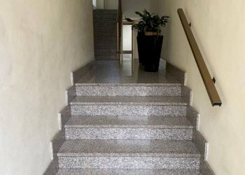 Interno palazzo - Stable - Palace via Francesco Baracca, 48, Torino - photo 10