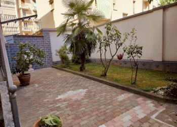 Cortile interno - Stable - Palace via Francesco Baracca, 48, Torino - photo 19