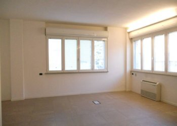 Ufficio - Ufficio via Antonio Gramsci, 18, Pero - foto 9