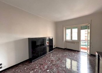 Salone - Trilocale corso Ferdinando Magellano, Genova (zona Sampierdarena) - foto 1