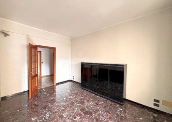 Cucina - Trilocale corso Ferdinando Magellano, Genova (zona Sampierdarena) - foto 3