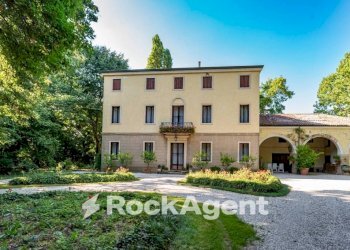 Cortile interno - Villa via Euganea Praglia, 46, Teolo - foto 31