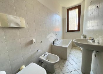 Three-room apartment Via Goffredo Mameli, Arconate - photo 7