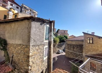 Rustic Vico serafino, Pietrabruna - photo 36