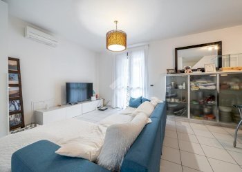 Porzione di casa Via Cesare Pavese, Quattro Castella - foto 3