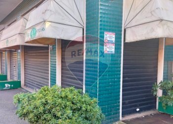 Casa all\'aperto - Locale Commerciale C.SO EUROPA
 
151, Rho - foto 1