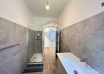 Bagno - Quadrilocale via Bozzonaccio
 
6, Cuasso al Monte - foto 20