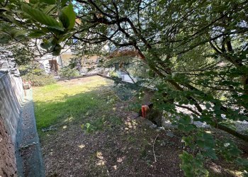 Giardino - Quadrilocale via Bozzonaccio
 
6, Cuasso al Monte - foto 26