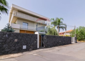 Casa all\'aperto - Villa Via Luigi Rizzo
 
8, Mascalucia - foto 2