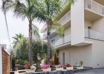 Edificio all\'aperto - Villa Via Luigi Rizzo
 
8, Mascalucia - foto 6