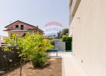 Casa all\'aperto - Villa Via Luigi Rizzo
 
8, Mascalucia - foto 15
