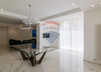 Soggiorno - Villa Via Luigi Rizzo
 
8, Mascalucia - foto 21