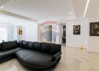 Soggiorno - Villa Via Luigi Rizzo
 
8, Mascalucia - foto 26