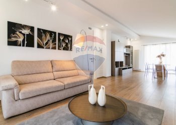 Sala da pranzo - Villa Via Luigi Rizzo
 
8, Mascalucia - foto 58