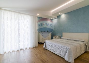 Camera / camera da letto - Villa Via Luigi Rizzo
 
8, Mascalucia - foto 67