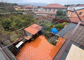 Balcone - Appartamento Via marchese di casalotto
 
82, Aci Sant'Antonio - foto 8