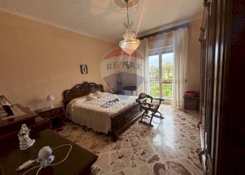 Camera / camera da letto - Appartamento Via marchese di casalotto
 
82, Aci Sant'Antonio - foto 21