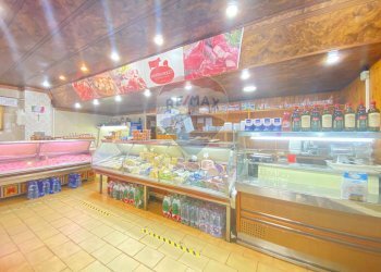 Dispensa di stoccaggio - Attività Commerciale Via Torino, Catania - foto 3