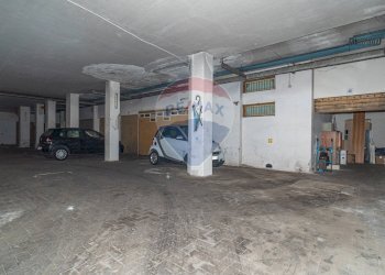 Parcheggio - Box via Mollica
 
6, Aci Castello - foto 3