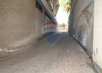 Edificio all\'aperto - Box via Mollica
 
6, Aci Castello - foto 7