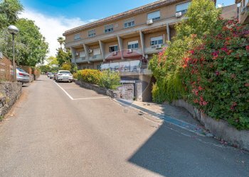 Edificio all\'aperto - Box via Mollica
 
6, Aci Castello - foto 15