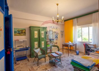 Soggiorno - Villa pasteria
 
19/E, Calatabiano - foto 4