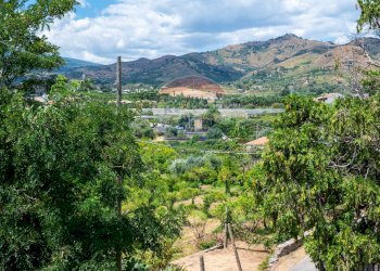 Vista delle montagne - Villa pasteria
 
19/E, Calatabiano - foto 73