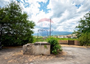 Vista delle montagne - Villa pasteria
 
19/E, Calatabiano - foto 82
