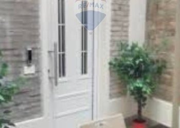 Sala da pranzo - Apartment via scienze
 
22, Ferrara - photo 41