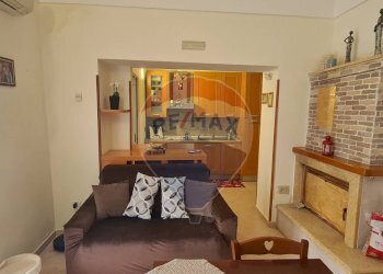 soggiorno - Appartamento Via Domenico Antonio Spina
 
98, Vieste - foto 2