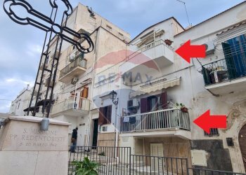 esterno palazzo - Appartamento Via Domenico Antonio Spina
 
98, Vieste - foto 29