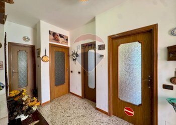 Hall / corridoio - Trilocale via privata gorizia
 
11, Lacchiarella - foto 15