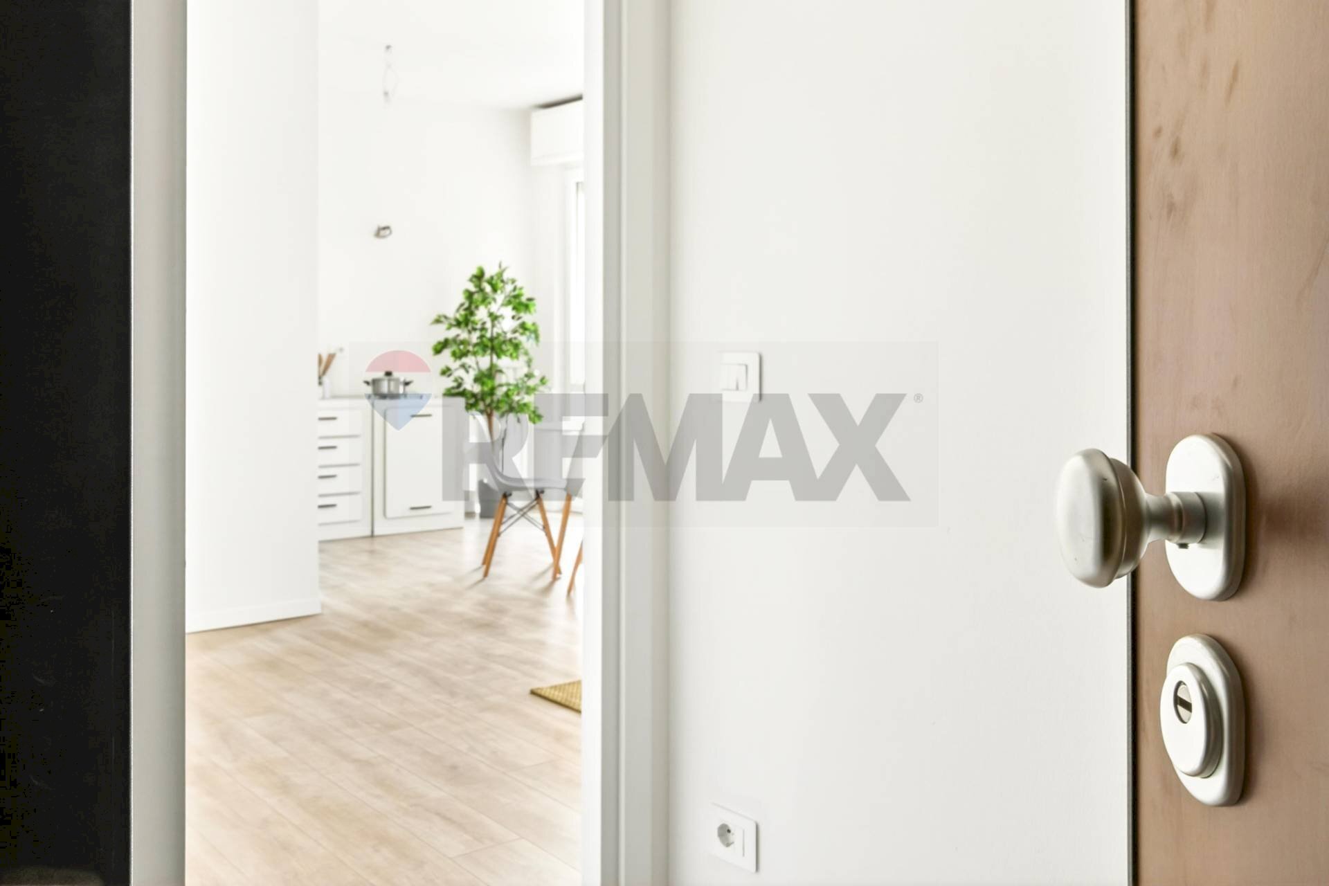 Hall / corridoio - Three-room apartment boccaccio
 
83, Busto Arsizio - photo 3