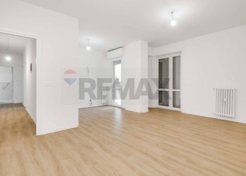 Stanza vuota - Trilocale boccaccio
 
83, Busto Arsizio - foto 1