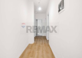 Hall / corridoio - Trilocale boccaccio
 
83, Busto Arsizio - foto 7