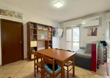 Soggiorno - Two-room apartment Piazza Andrea Costa
 
12, Cinisello Balsamo - photo 4