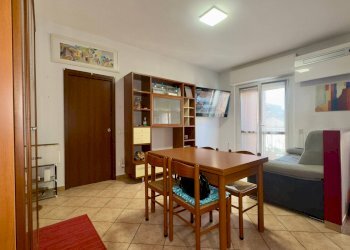 Soggiorno - Two-room apartment Piazza Andrea Costa
 
12, Cinisello Balsamo - photo 5