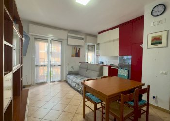 Soggiorno - Two-room apartment Piazza Andrea Costa
 
12, Cinisello Balsamo - photo 6