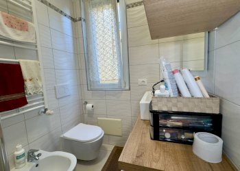 Bagno - Two-room apartment Piazza Andrea Costa
 
12, Cinisello Balsamo - photo 19