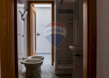 Bagno - Quadrilocale via Ignazio lanza di Trabia
 
41, Bagheria - foto 18