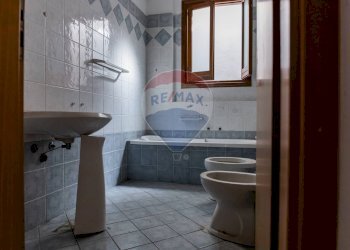 Bagno - Quadrilocale via Ignazio lanza di Trabia
 
41, Bagheria - foto 29