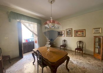 Sala da pranzo - Casa indipendente Via Novelli
 
40, Casteldaccia - foto 6